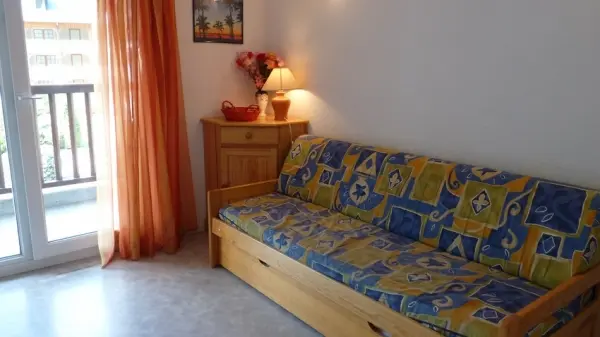 Location-studio-hautes-pyrenees-HLOMIP065FS00C4R-g1