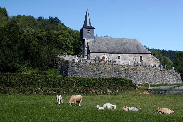 Nistos eglise