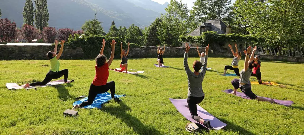 YOGA TANDOORI