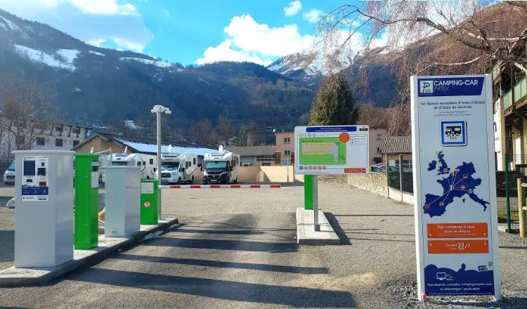 aire-camping-car-bagneres-de-bigorre