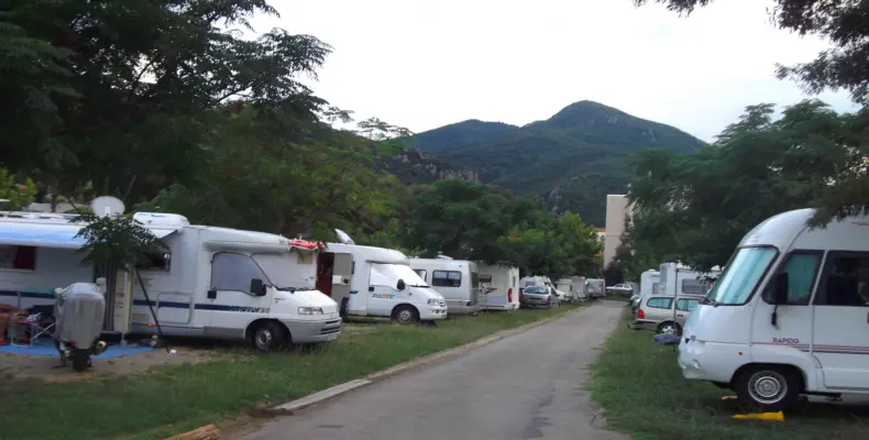 Amelia camping -camping cars