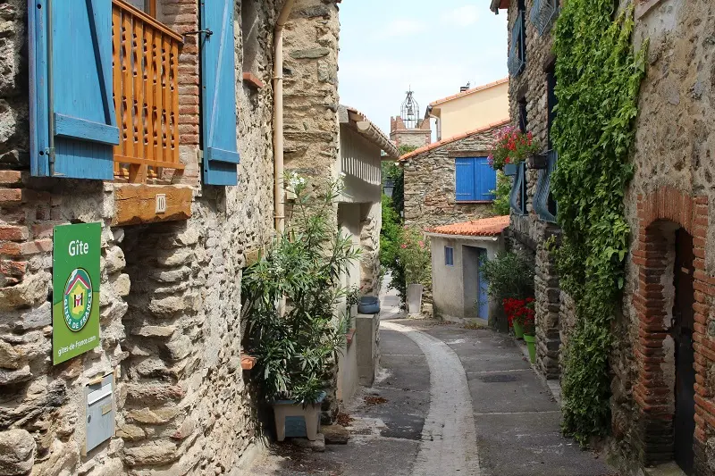 Dans les ruelles de Clara-Villerach_1