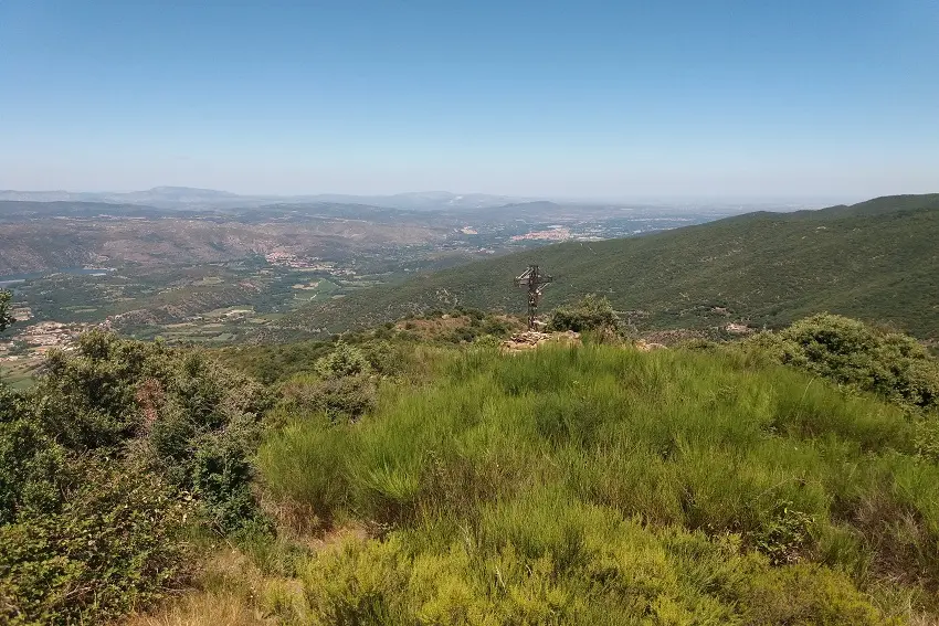 Panorama sur la croix de Joch et le Roussillon_1