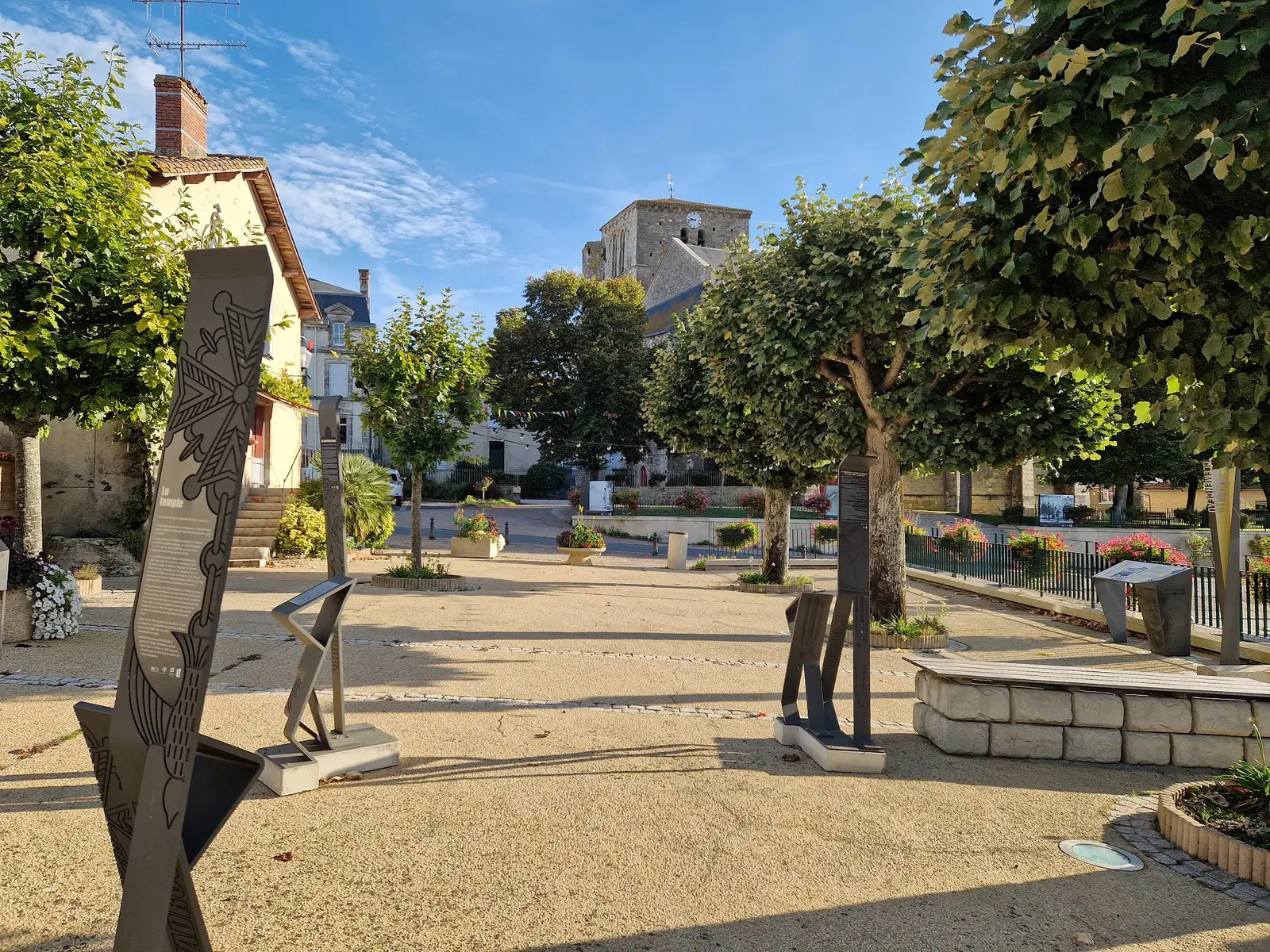 Bourg de Mouilleron