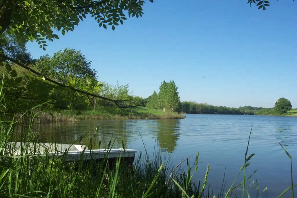 Lac-Rochereau - Bazoges en Pareds - 85