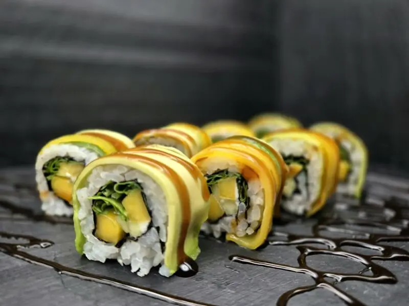 YOKOSO-SUSHI-Campbon-Vegetarian-roll-jpg