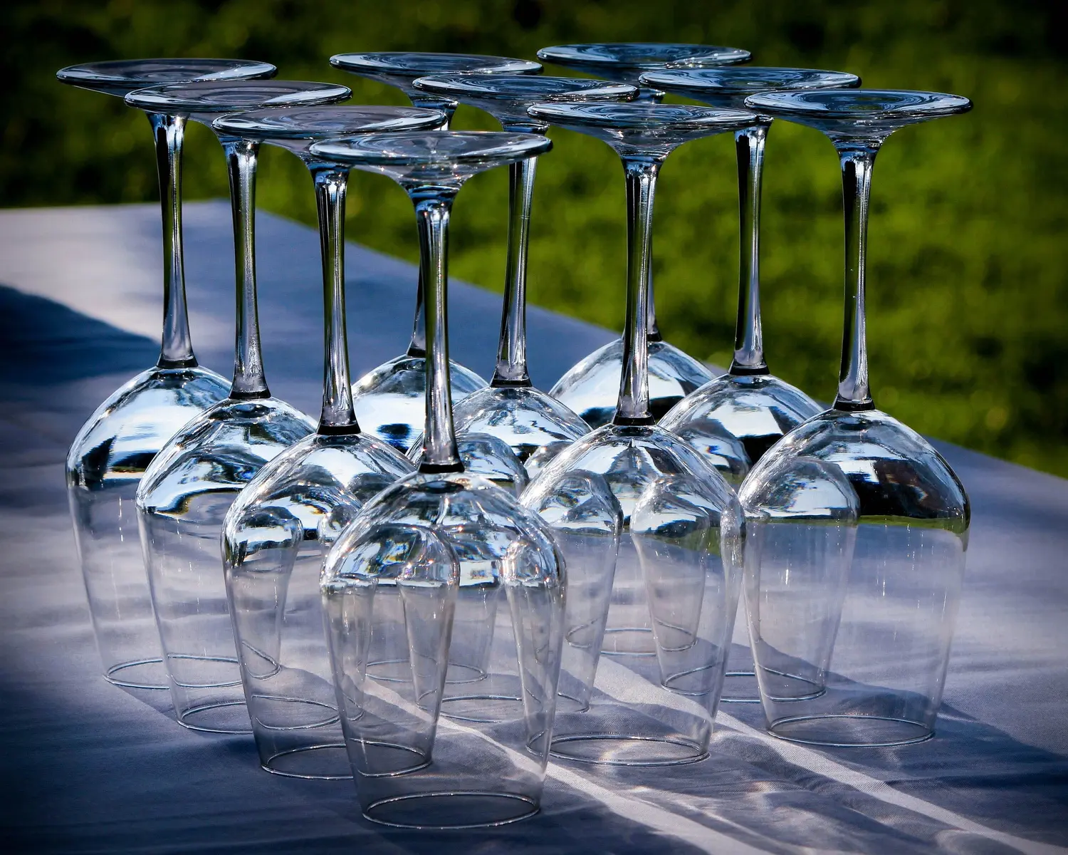 jamesdemers-wine-glasses-pixabay