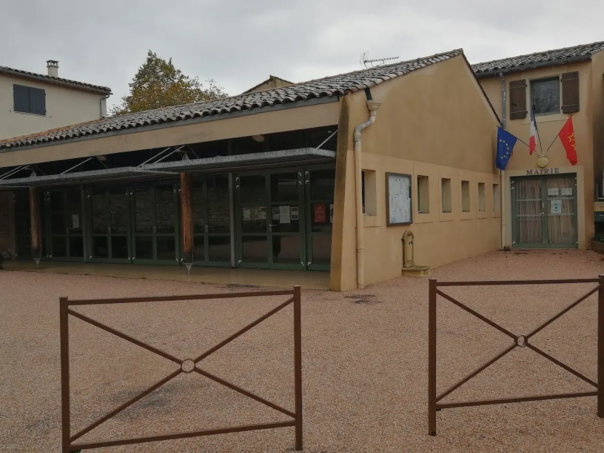 mairie de Rennes le Château
