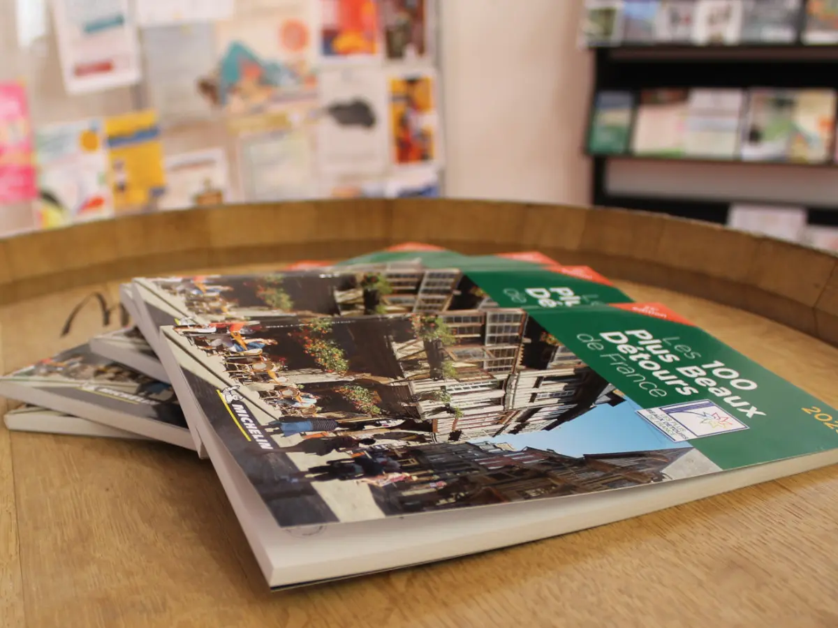 Bureau d’information touristique de Limoux-place de la république