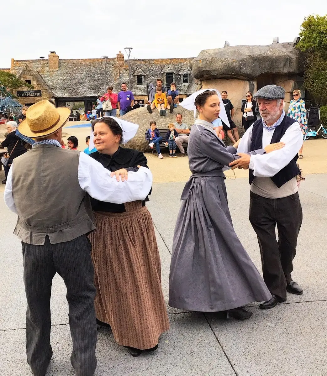 363380444_1045578733249288_2432760211325287584_n