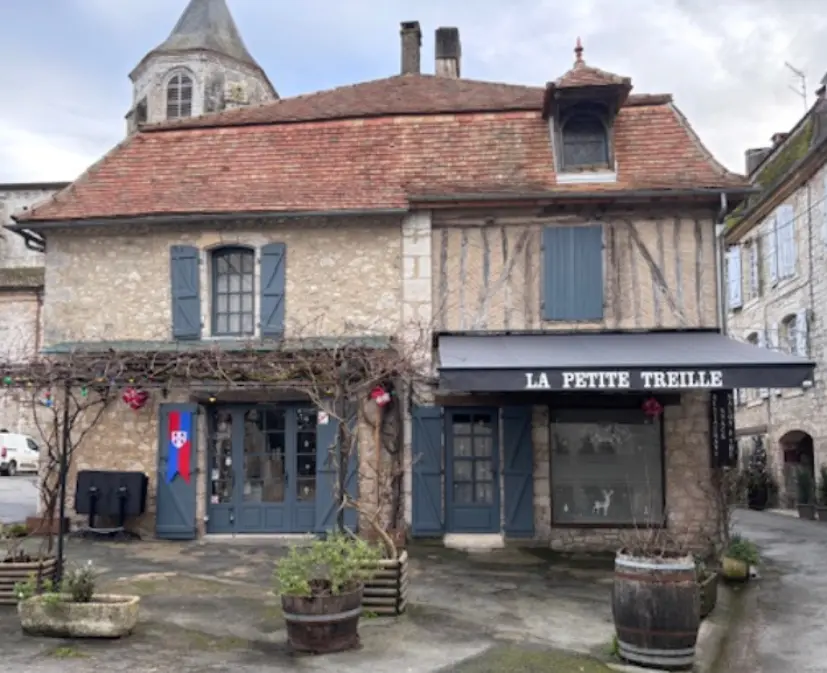 LA PETITE TREILLE