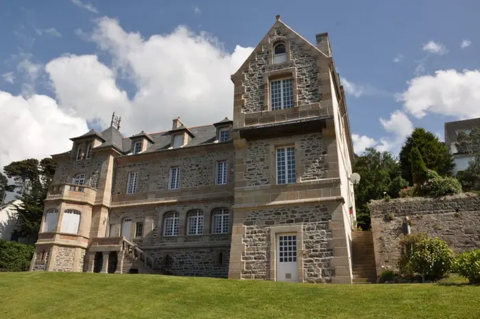 ref 864/le guillouzer