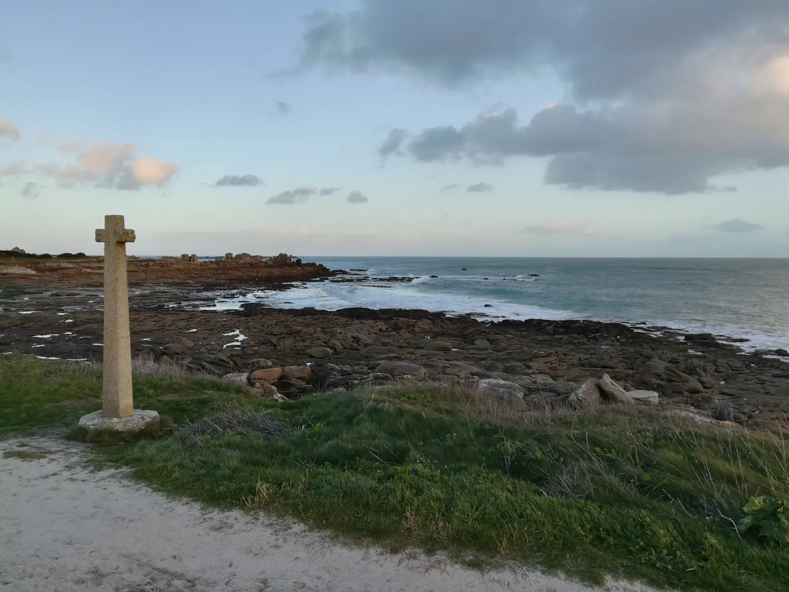 Croix des amoureux Lesconil Pays Bigouden Sud