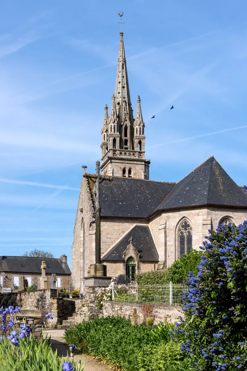 Eglise Saint Bergat 1