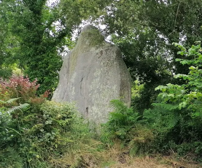 Menhir de la Vierge - Penmarch - Pays bigouden sud