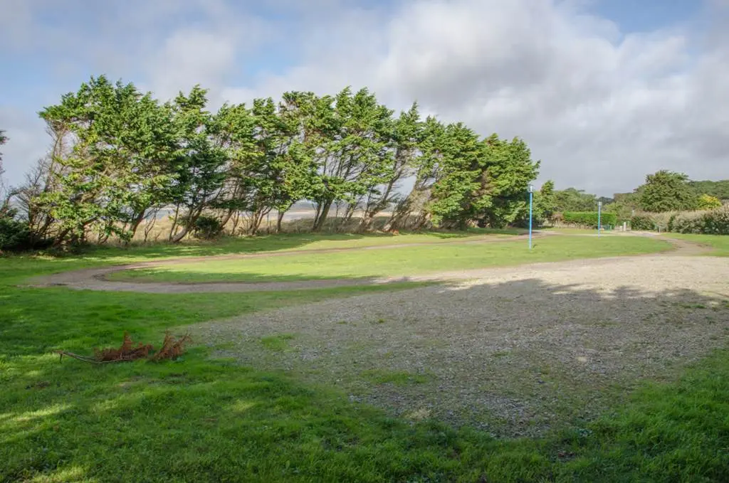 Aire-stationnement-camping-car-kerver-Saint-Gildas-de-Rhuys-Presqu'île-de-Rhuys-Golfe-du-Morbihan-Bretagne sud