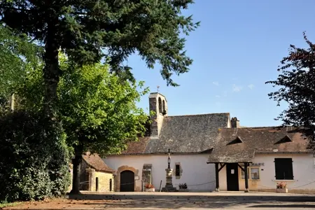 15TempleLaGuyon-village-01