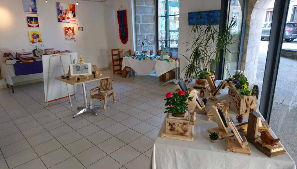 Exposition Nos habitants ont du Talent 2024 - OT OuestLim