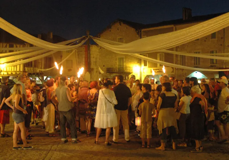 Ronde de nuit en bastide 2