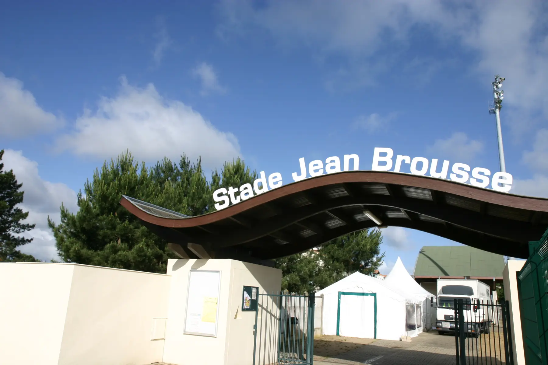 Stade Jean Brousse