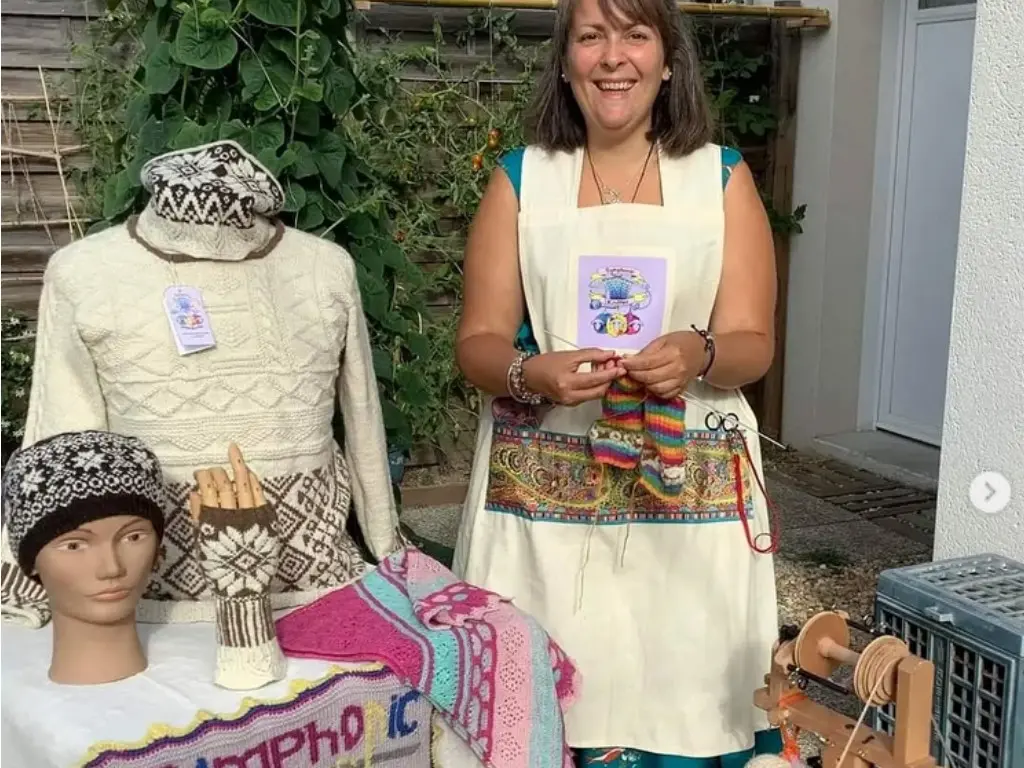 Stéphanie Martin - Symphonic Knitter 11)