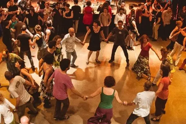 Bal Trad