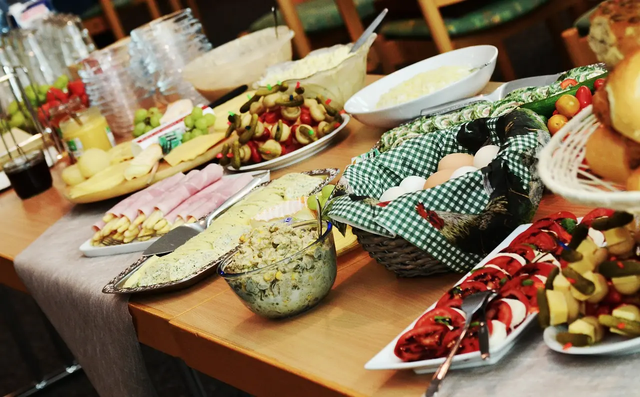 buffet-974742_1280