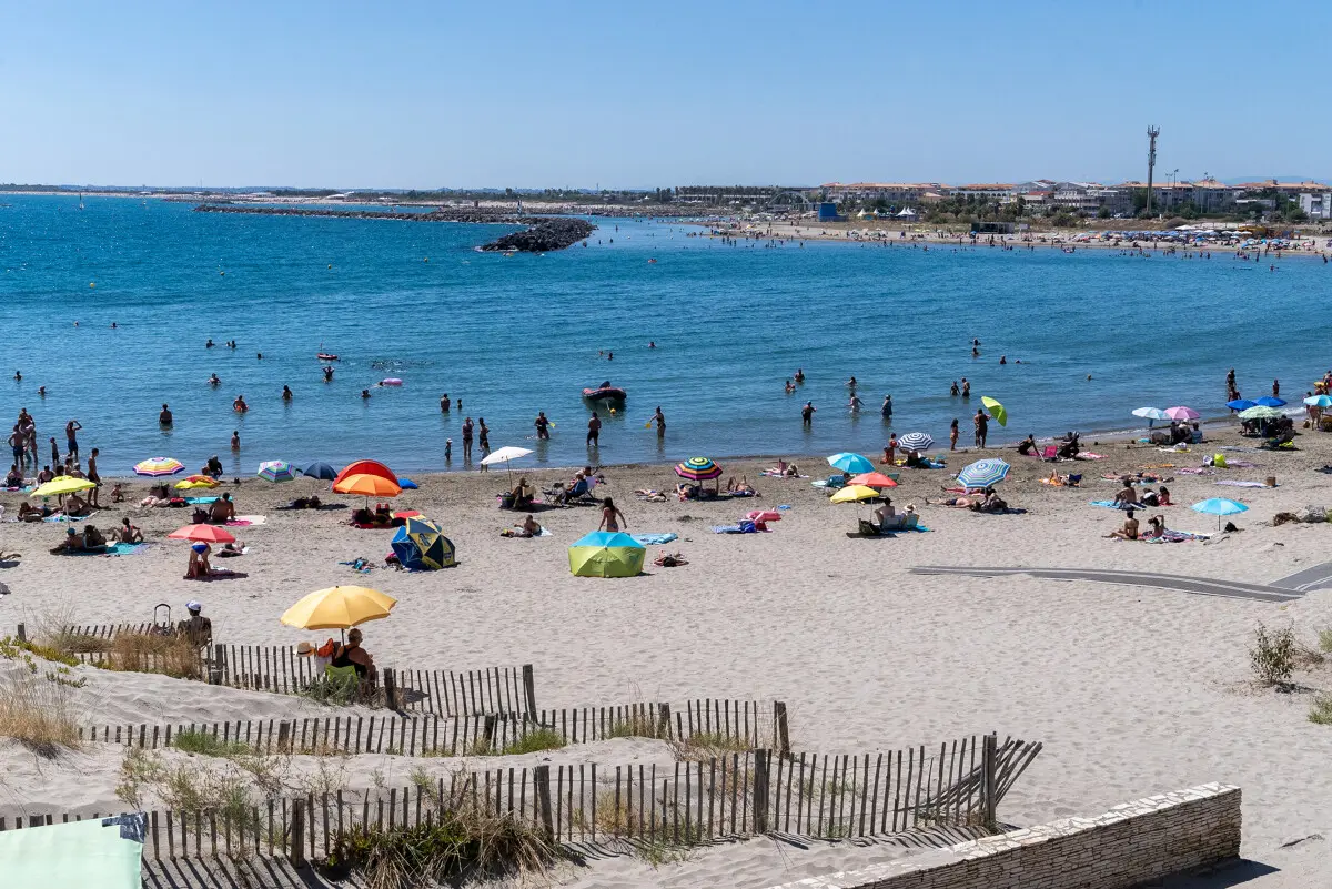 Plage_du_lazaret-M_RICARD_OT-THAU-23020-1200px