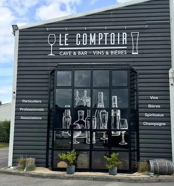Le Comptoir à VINS & BIÈRES-Saint-Malo