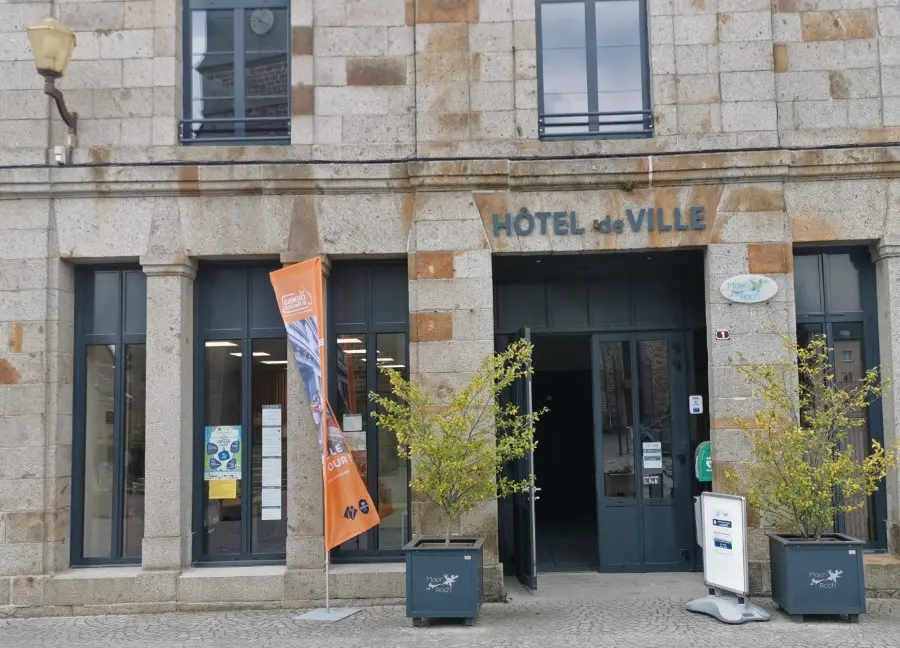 Extérieur BIT à l'Hôtel de Ville