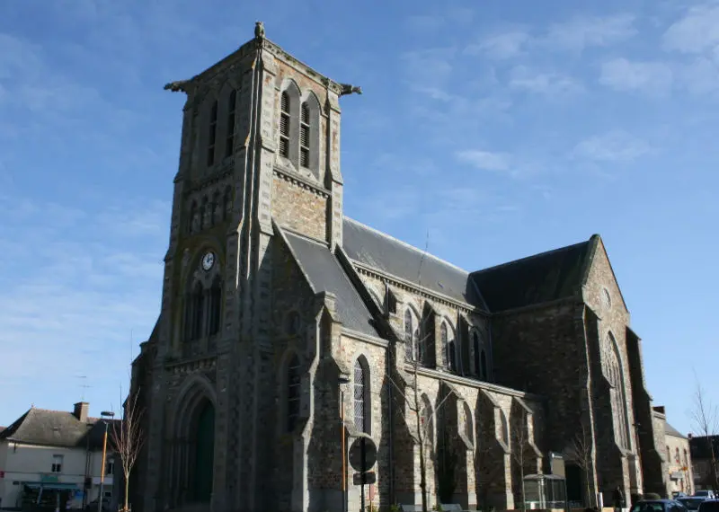 SERVON SUR VILAINE EGLISE