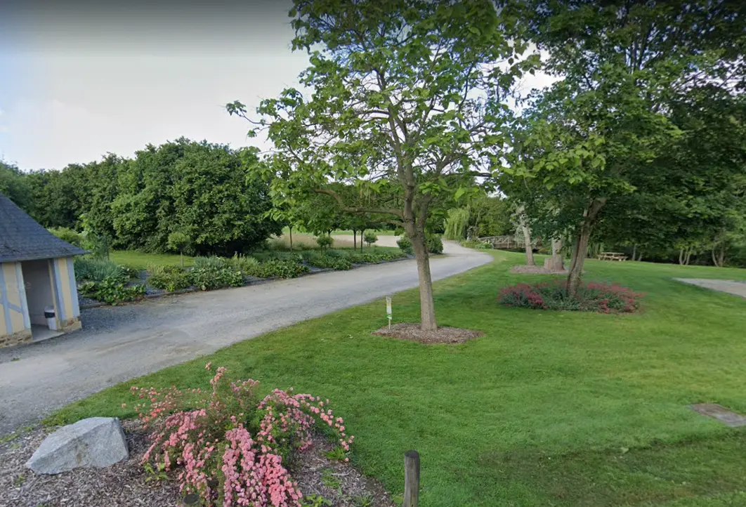 aire camping car availles sur seiche