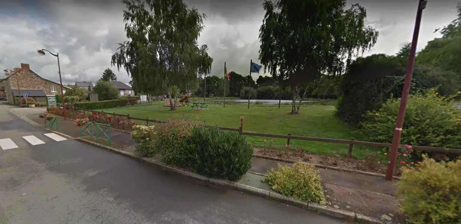 aire de pique-nique étang de parcé