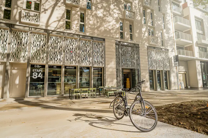 The People Hostel - Hôtel et auberge de jeunesse à Tours