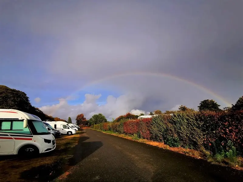 Aire Camping-car Park - Amboise - Touraine Val de Loire.