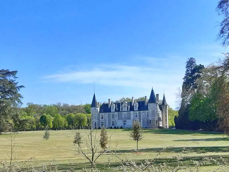 Château de Beauvais - Chambres d'hôtes et gîte - Azay-sur-Cher
