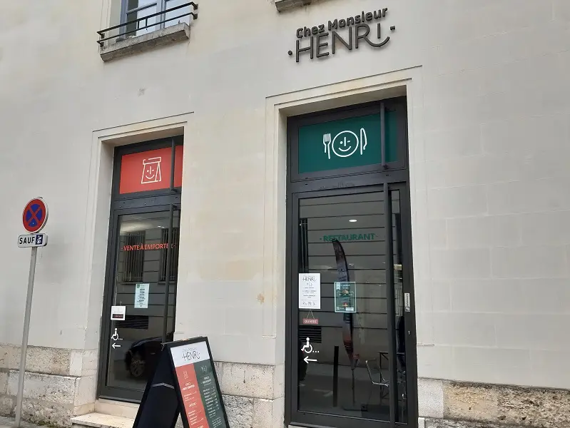 Chez Monsieur Henri - Restaurant associatif à Tours.