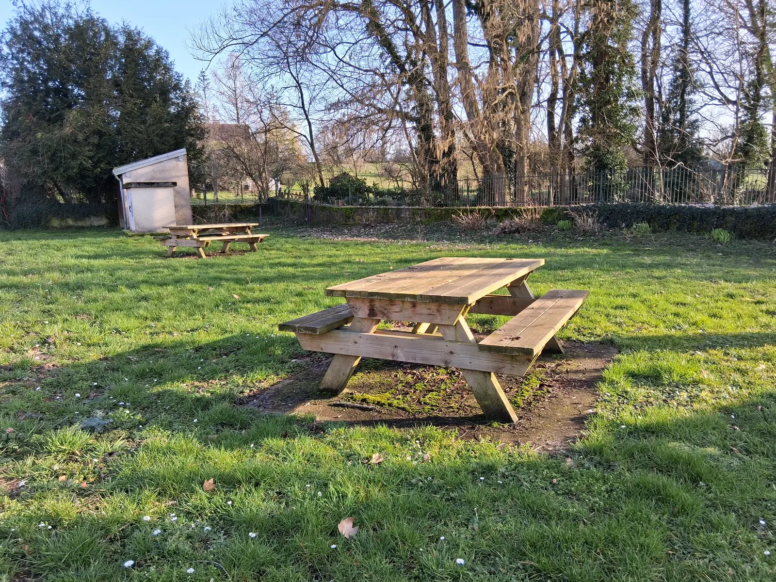 Aire de pique-nique Cemboing