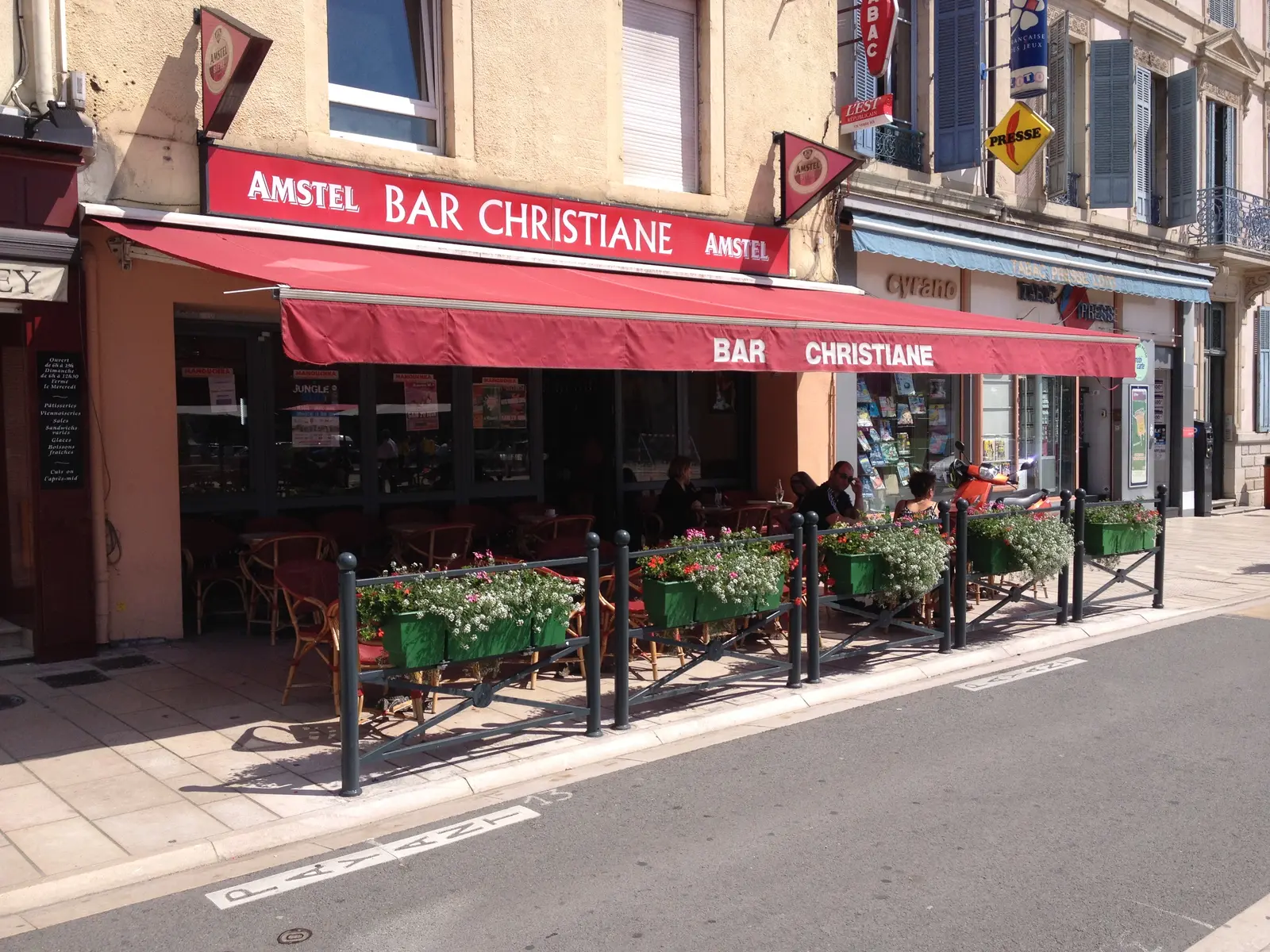 BAR CHEZ CHRISTIANE_1