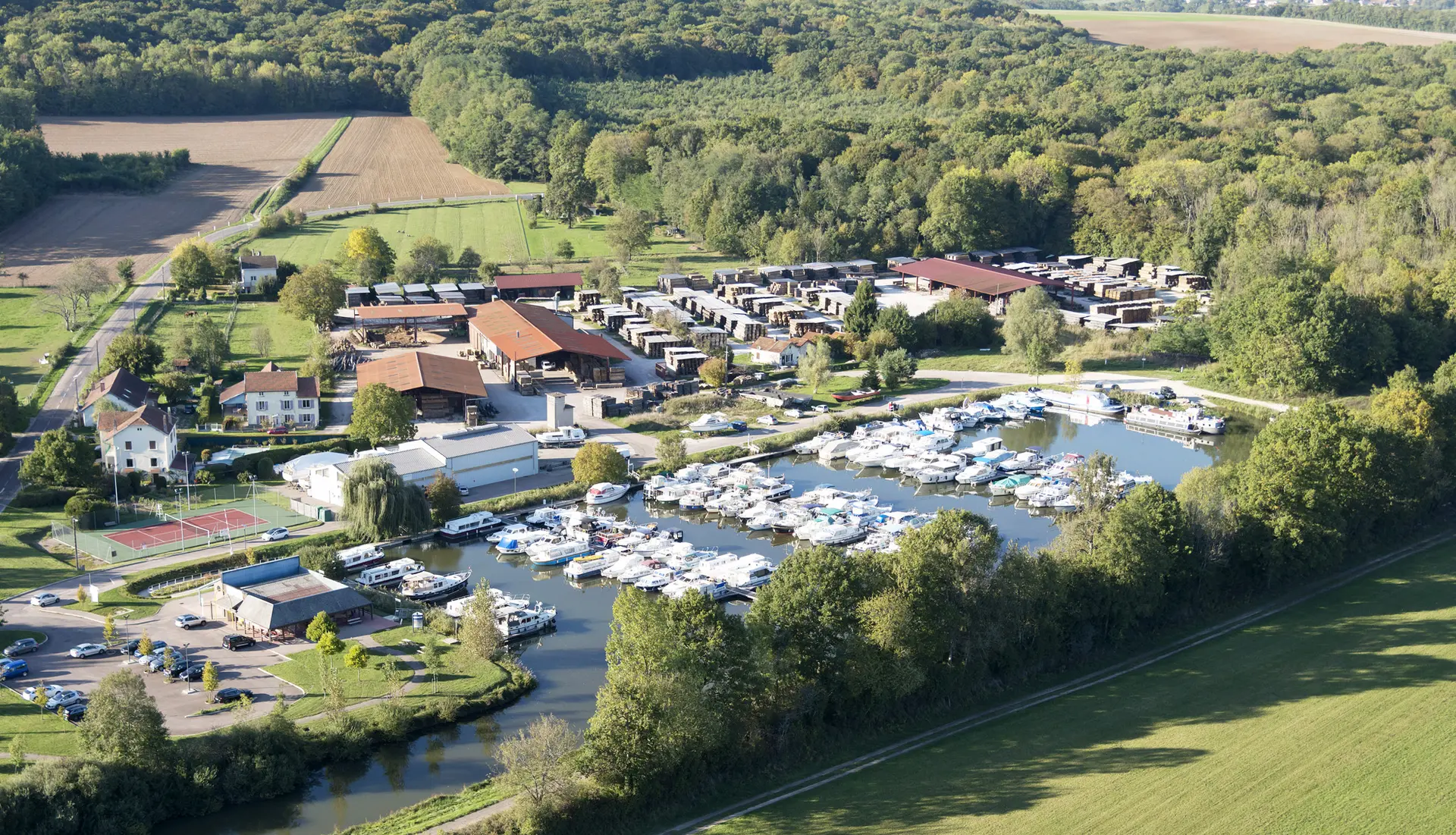 Saône Plaisance - Port de Savoyeux