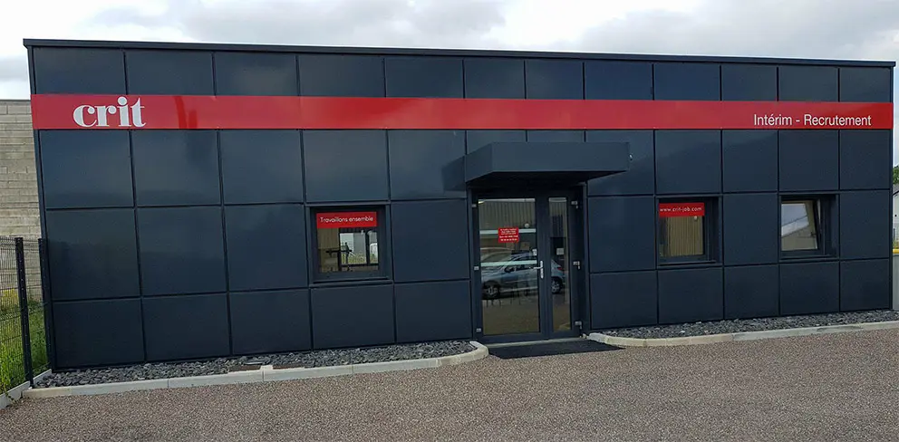 vitrine-agence-477