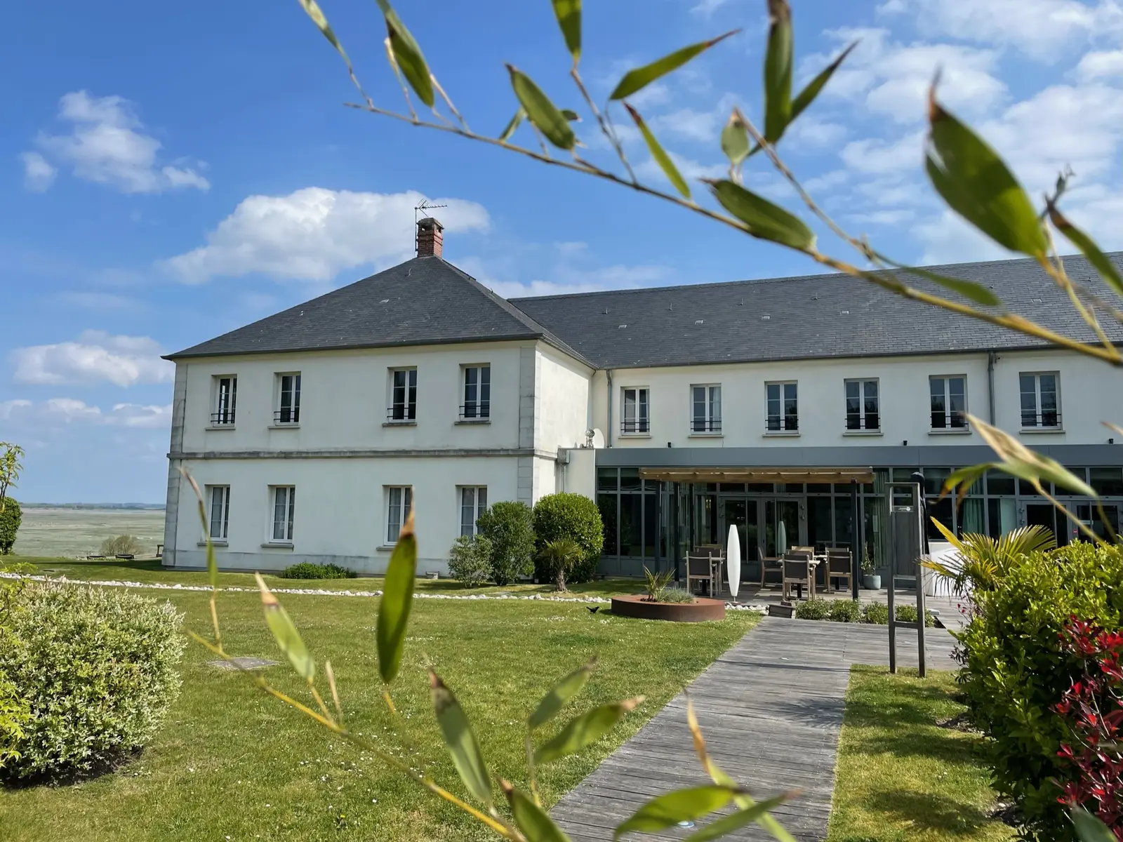 Les Corderies_vue du jardin_St-Valery-Somme