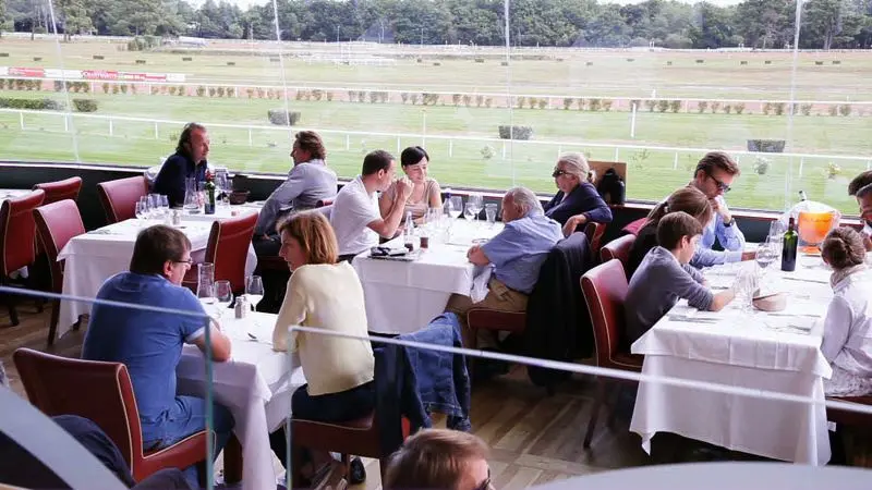 BRASSERIE-DE-L-HIPPODROME-