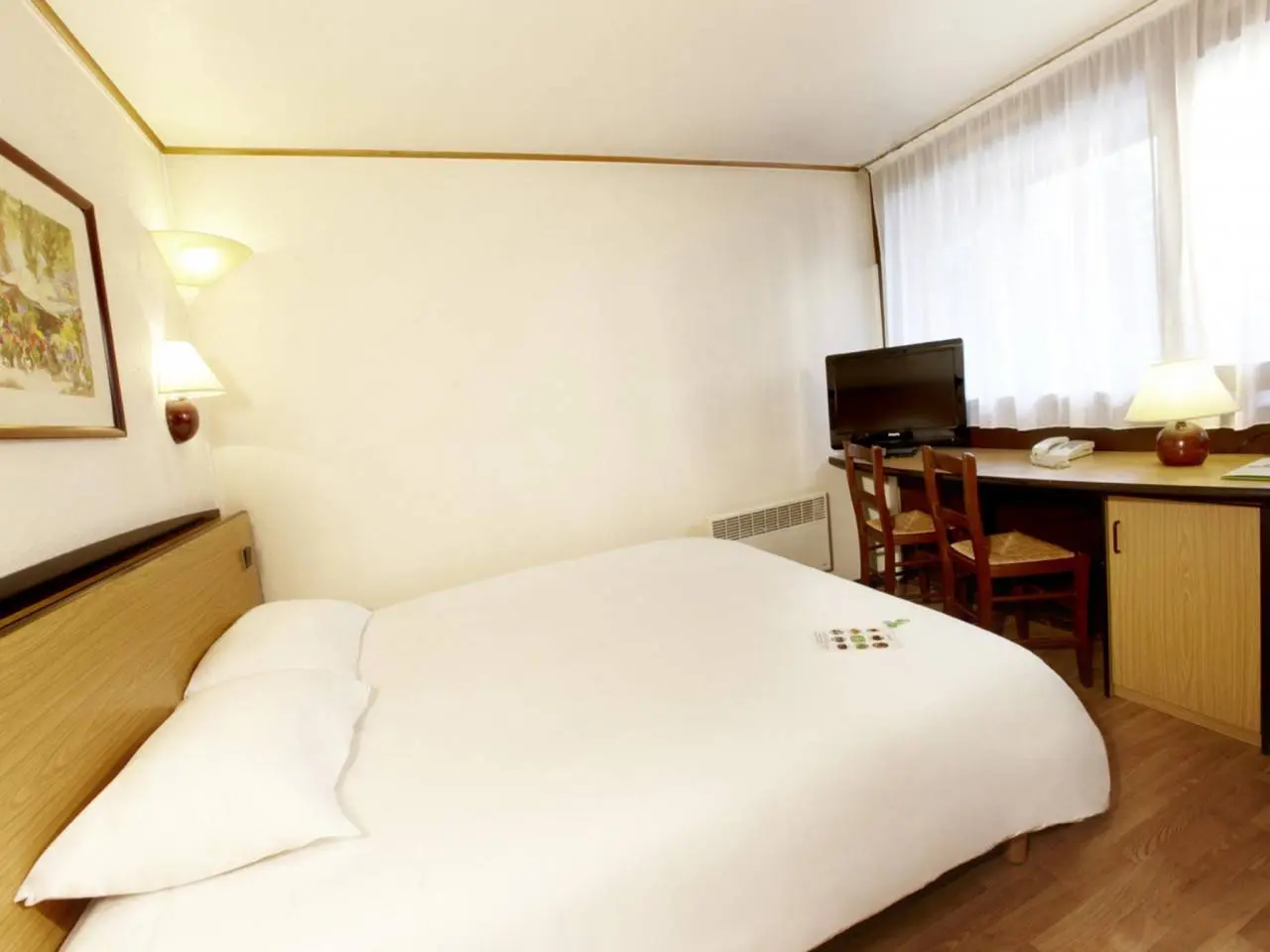 KYRIAD_DIRECT_SOISSONS-Pasly-Doppelzimmer_Standard-3-27754_1280x1280