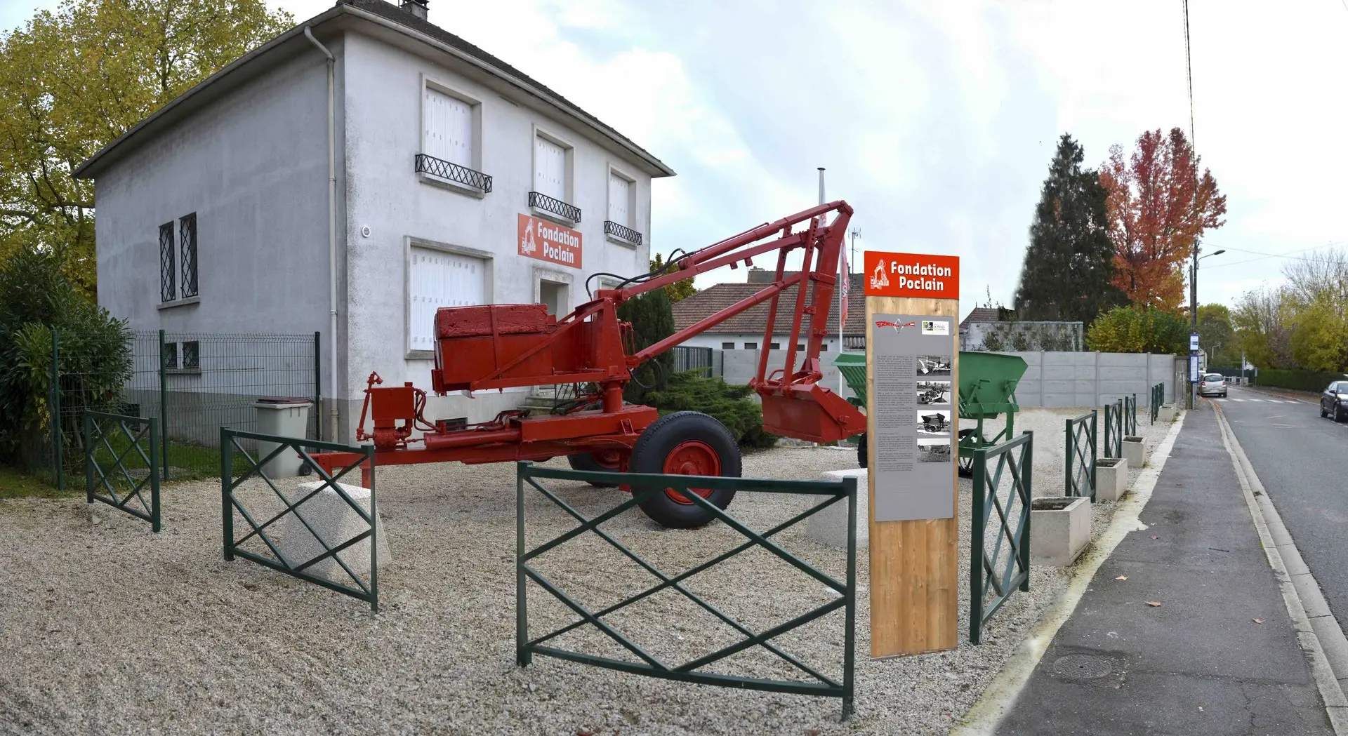 SIEGE FONDATION POCLAIN -1
