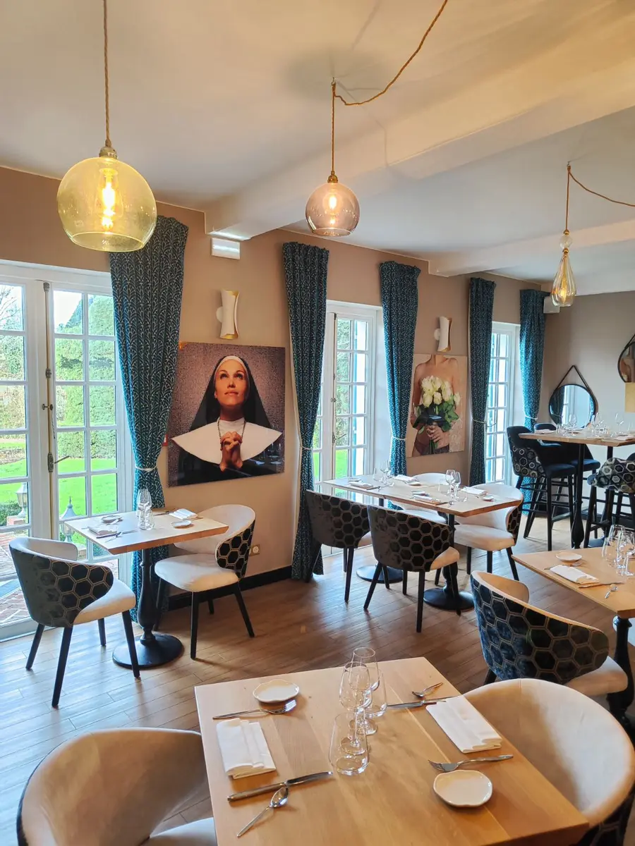 restaurant-chateau-de-montreuil-04_1