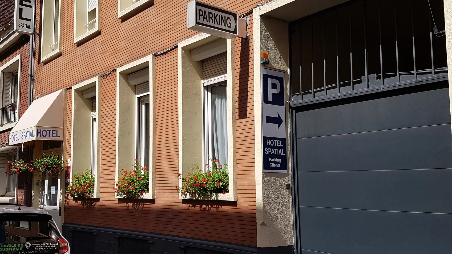 HOTPIC0800010073_Hôtel Spatial_facade_Amiens_Somme_HautsdeFrance