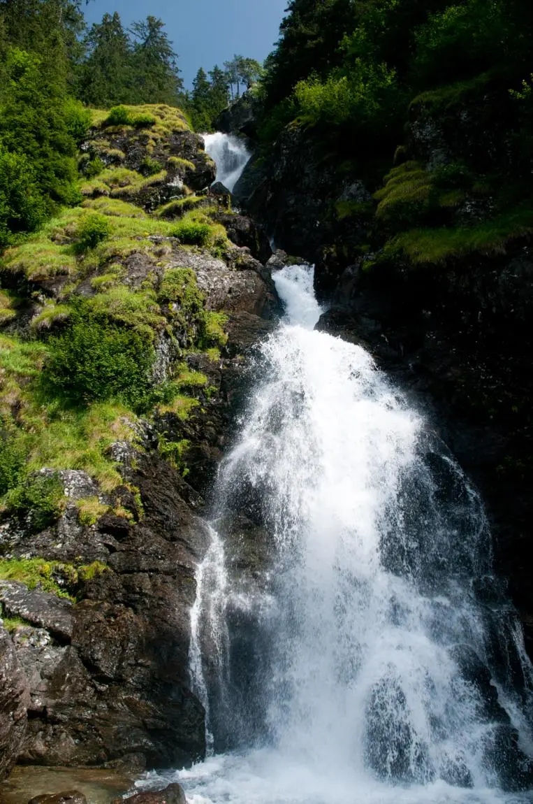 cascadeoursiere(images-et-reves).jpg
