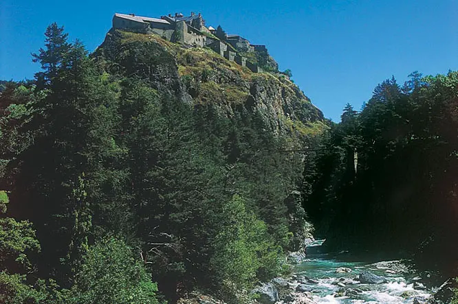 château queyras et les gorges du guil
