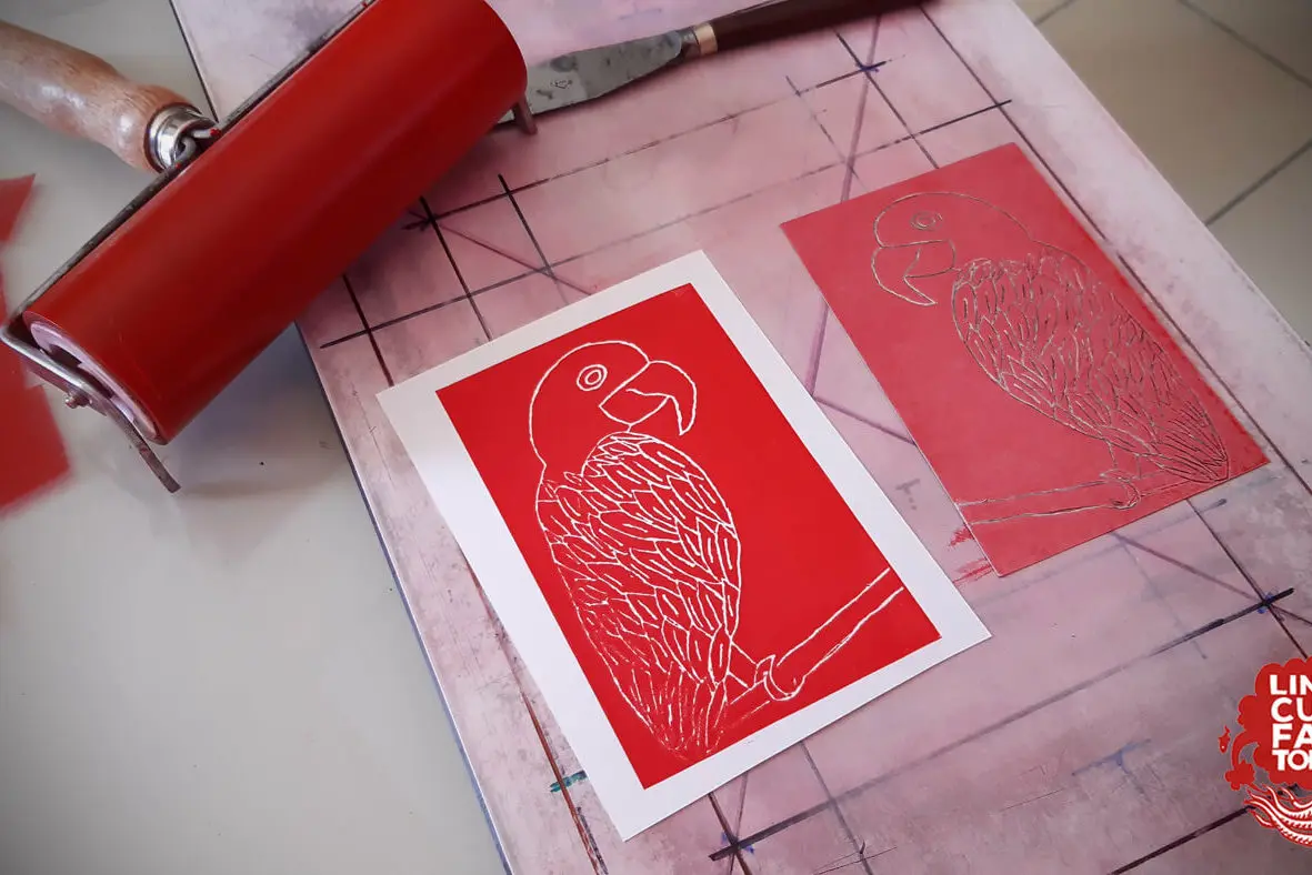 Atelier gravure sur Tetra Pak